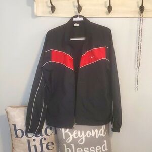 NIKE WIND BREAKER